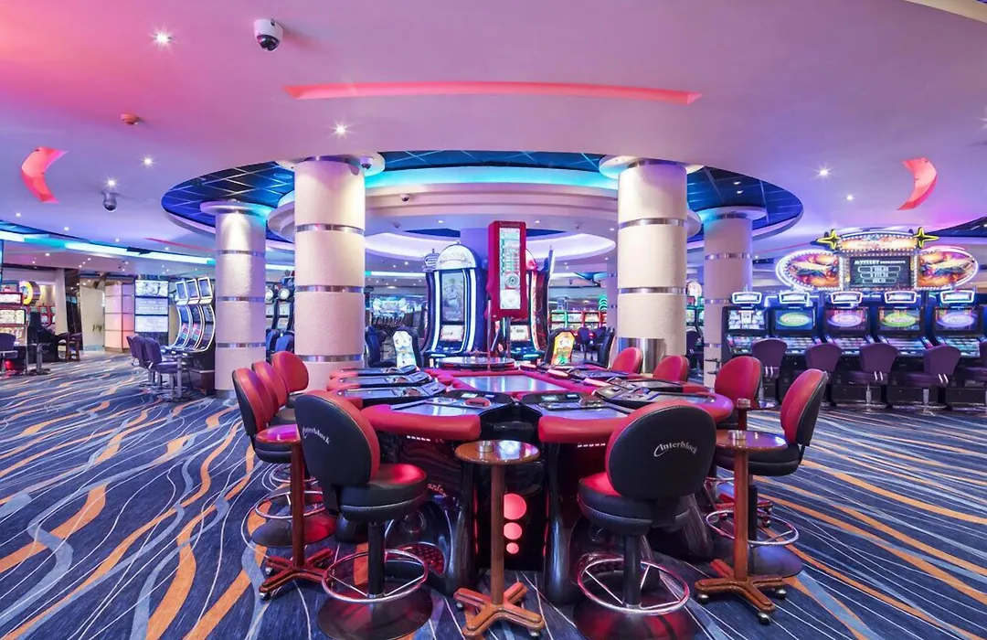Merit Park Hotel & Casino-1