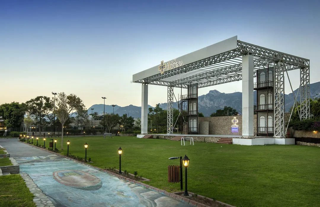 Merit Park Hotel & Casino-1